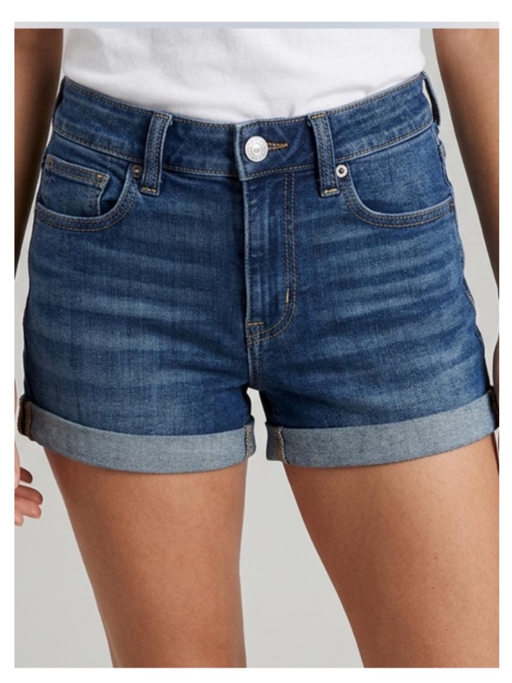 AMERICAN EAGLE Skinny Cuffed Denim Shorts in Medium Wash Sz 2